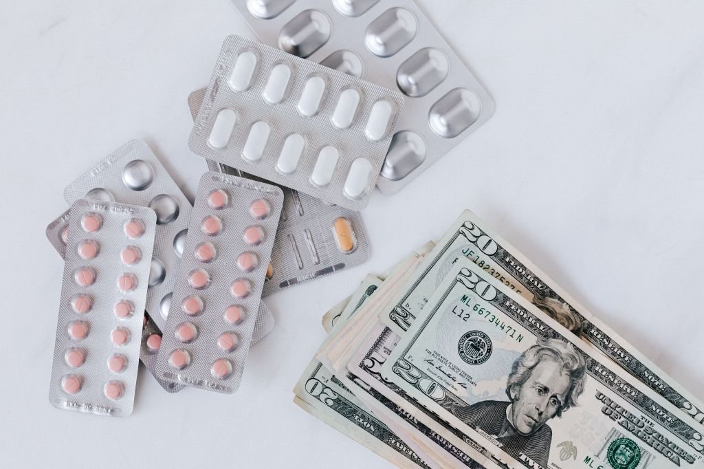 Medical Debt Can Still Wreck Your Credit Score — Here’s the Real Rule in 2026